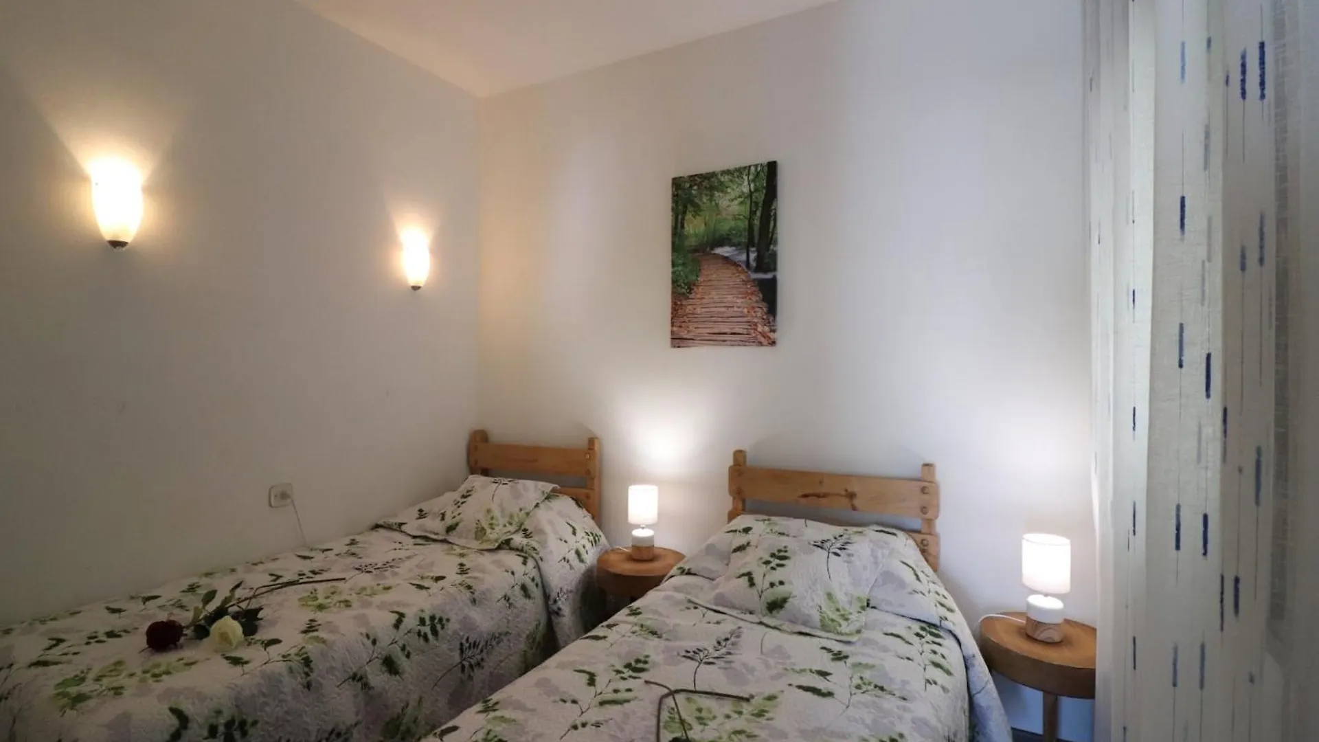 Apartment With Balcony Roses Spain